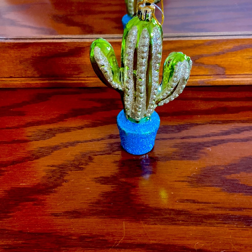 Glitter saguaro Christmas ornament NWOT